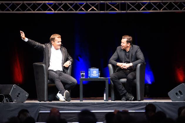 Juergen Hoeller PowerDays, Verleihung des Lifetime Award an Dieter Bohlen, Olympiahalle Muenchen. 03.11.2019 IM BILD: DieterBohlen, Juergen Hoeller