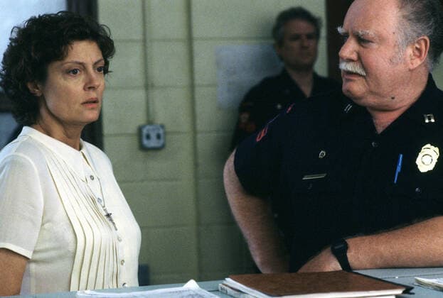 Susan Sarandon Characters: Sister Helen Prejean Film: Dead Man Walking (USA UK 1995) Director: Tim Robbins 29 December 1995 Copyright: MaryxEvansxAFxArchivexWorkingxTitle 12575193 editorial use only