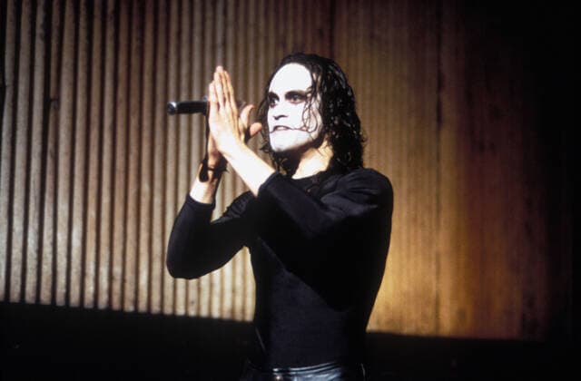 Brandon Lee Characters: Eric Draven Film: The Crow (USA 1994) Director: Alex Proyas 11 May 1994  Copyright: MaryxEvansxAFxArchivexBuenaxVistaxInternational 12575988 editorial use only