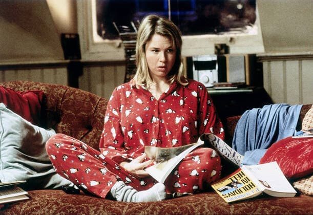 Weihnachten, Filmreife Outfits Renee Zellweger Characters: Bridget Jones Film: Bridget Jones S Diary (UK IRL FR USA 2001) Director: Sharon Maguire 04 April 2001 Renee Zellweger as Bridget Jones Bridget Jones s Diary (2001) This is a PR photo. WENN does not claim any Copyright or License in the attached material. Fees charged by WENN are for WENN s services only, and do not, nor are they intended to, convey to the user any ownership of Copyright or License in the material. By publishing this material, the user expressly agrees to indemnify and to hold WENN harmless from any claims, demands, or causes of action arising out of or connected in any way with user s publication of the material. Supplied by WENN  Copyright: MaryxEvansxAFxArchivexWorkingxTitle 12595321 editorial use only