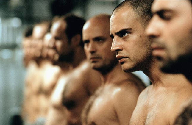 Moritz Bleibtreu Characters: Tarek Fahd - Haftling Nr. 77 Prisoner ,77 Film: The Experiment (DE 2001) Director: Oliver Hirschbiegel 07 March 2001  Copyright: MaryxEvansxAFxArchivexSenatorxFilm 12628306 editorial use only