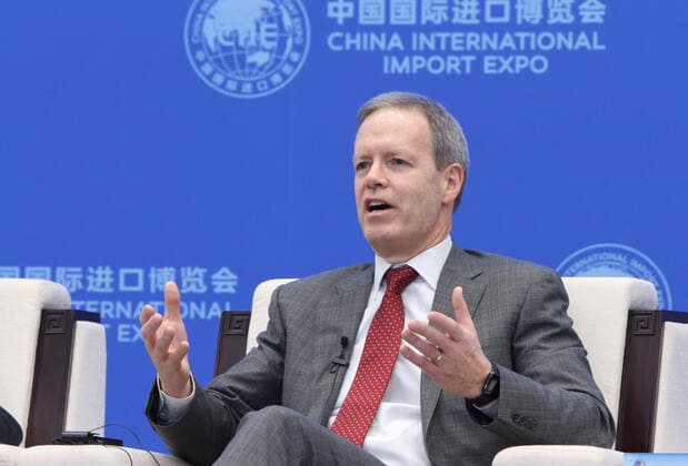 (191105) -- SHANGHAI, Nov. 5, 2019 -- Mike Roman, chairman and chief executive officer of 3M company, addresses the parallel session Opening-up, Regulation and Business Environment of the second Hongqiao International Economic Forum in Shanghai, east China, Nov. 5, 2019. ) (CIIE)CHINA-SHANGHAI-HONGQIAO-FORUM-PARALLEL SESSION-OPENING-UP (CN) FangxZhe 