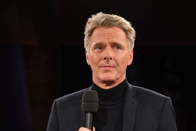 Hamburg Jörg Pilawa beim Fototermin der NDR Talk Show im NDR Studio Lokstedt Hamburg am 5.11.2019 vor der Sendung am gleichen Abend im Ersten Das Erste ARD
