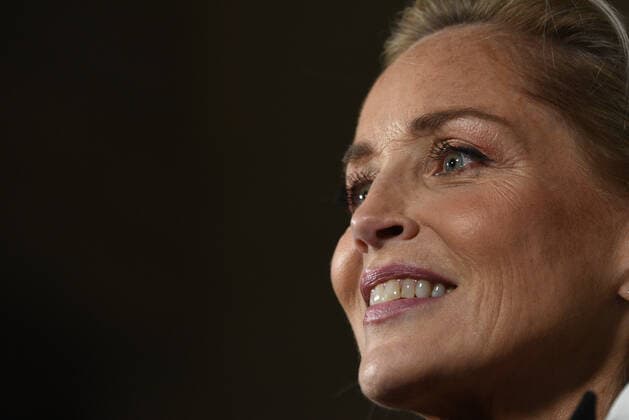 Bilder des Jahres 2019, Entertainment 11 November Entertainment Themen der Woche KW45 Entertainment Bilder des Tages November 5, 2019, Madrid, Spain: Sharon Stone attends the Harper s Bazaar Awards 2019 at Santona palace in Madrid..The American actress, producer, and former fashion model Sharon Vonne Stone received the International Icon Harper s Bazaar Award 2019. Madrid Spain - ZUMAs197 20191105_zaa_s197_032 Copyright: xJohnxMilnerx