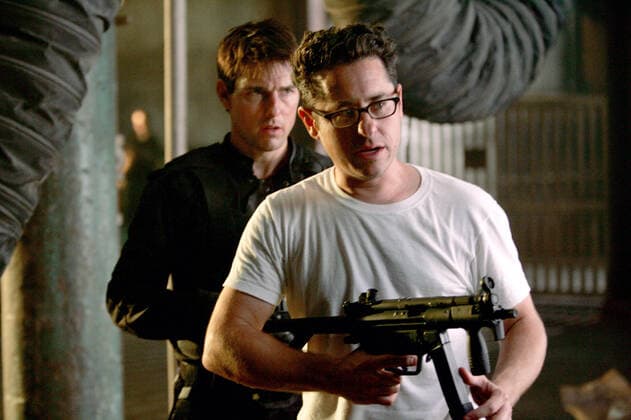 Tom Cruise & J.J. Abrams Characters: Ethan Hunt & Film: Mission: Impossible Iii; Mission Impossible 3 (USA DE CHN 2006) Director: J.J. Abrams 24 April 2006  Copyright: MaryxEvansxAFxArchivexParamountxPictures 12646209 editorial use only