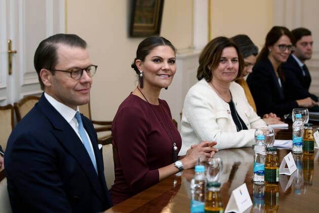 (191106) -- SARAJEVO, Nov. 6, 2019 -- Sweden s Crown Princess Victoria (2nd L) and Prince Daniel (1st L) meet with members of Bosnia and Herzegovina s presidency in Sarajevo, Bosnia and Herzegovina (BiH), on Nov. 6, 2019. Members of Bosnia and Herzegovina s presidency and visiting Swedish royal family vowed on Wednesday to strengthen the relations between the two countries, BiH s presidency said in a statement. (Photo by Nedim Grabovica Xinhua) BOSNIA AND HERZEGOVINA-SARAJEVO-SWEDEN-MEETING ZhangxXiuzhi 