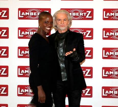 Florence Kasumba, Dr. Hermann Buehlbecker bei der Praesentation Lambertz Fine Art-Kalender 2020 African Moods in der Botschaft von Suedafrika in Berlin.