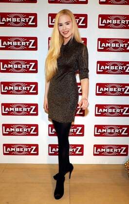 Ariane Sommer bei der Praesentation Lambertz Fine Art-Kalender 2020 African Moods in der Botschaft von Suedafrika in Berlin.