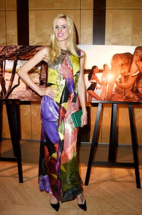 Wilma Elles bei der Vernissage von African Moods zur Präsentation vom Lambertz Fine Art-Kalender 2020 in der Südafrikanischen Botschaft. Berlin, 06.11.2019