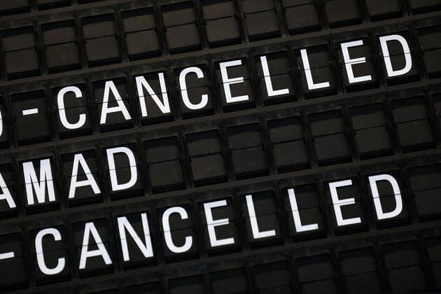 07.11.2019, xmkx, News Streik der Flugbegleiter bei Lufthansa, Flughafen Frankfurt v.l. Anzeigetafel, LH, Flugnummern, Cancelled, Gestrichen, Symbolbild, Frankfurt am Main Hessen Deutschland (DE) Flughafen