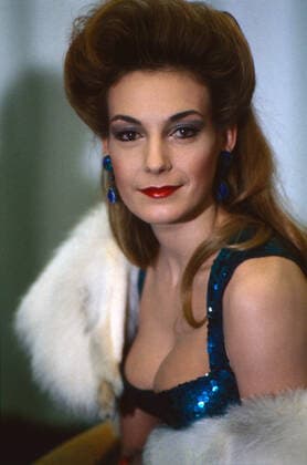 Ute Lemper, deutsche Musicaldarstellerin, Chansonsängerin und Schauspielerin, Deutschland 1988. German musical actress and chanson singer Ute Lemper, Germany 1988. Copyright: KPA Nur redaktionelle Nutzung. Editorial usage only. UnitedArchives55003270 !ACHTUNG AUFNAHMEDATUM GESCHÄTZT!