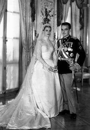 Grace Kelly & Prince Rainier III, Prince & Princess Of Monaco ainier Von Monaco, on their wedding day.  Copyright: MaryxEvansxAllstar 12024785 editorial use only