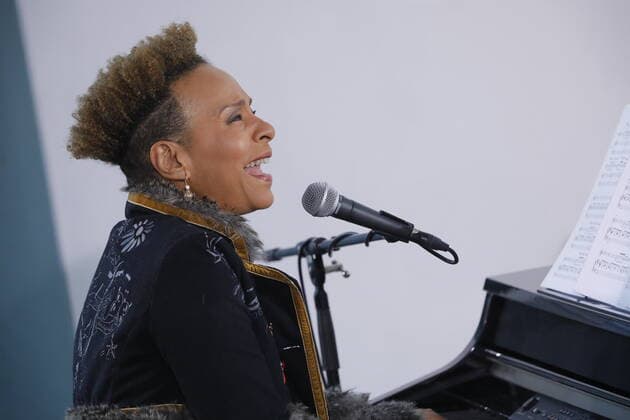 Jocelyn B. Smith, Musikalische Begleitung, Deutschland, Berlin, Bundeskanzleramt, Teilnahme der BK’in an der Veranstaltung zur Verleihung des Nationalen Integrationspreises, 11.11.2019