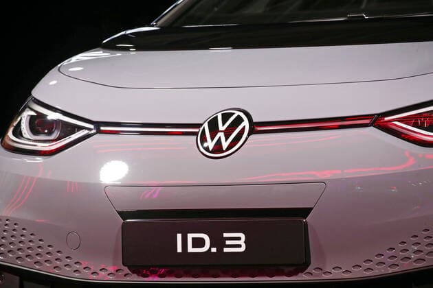 Produktionsstart des Volkswagen ID.3 Produktionsstart des Volkswagen ID.3 am 04.11.2019 im Volkswagenwerk Zwickau. 20191104BOS0094 *** Production start of Volkswagen ID 3 Production start of Volkswagen ID 3 on 04 11 2019 at Volkswagen plant Zwickau 20191104BOS0094