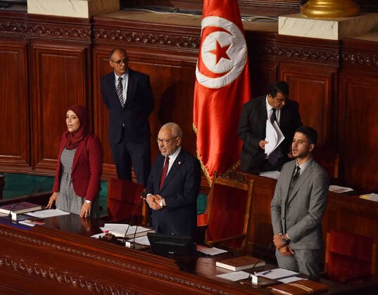 Bilder des Jahres 2019, News 11 November News Themen der Woche KW46 News Bilder des Tages November 13, 2019, Tunis, Tunisia: Leader of Nahda Movement, Rachid al-Ghannouchi (R) takes the oath as he attends the first session and oath-taking ceremony of the Tunisian parliament after Tunisia s Supreme Election Council announced results of the parliamentary elections. Tunis Tunisia - ZUMAs197 20191113_zaa_s197_085 Copyright: xJdidixWassimx