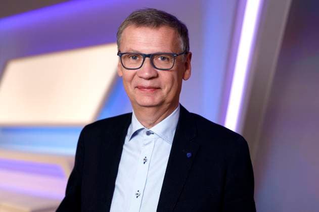 Günther Jauch in der ARD-Talkshow maischberger. die woche im WDR Studio BS 3. Köln, 13.11.2019