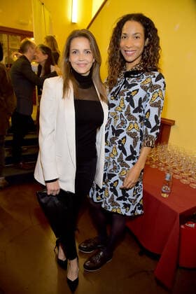 Preisverleihung der DAFF 2019 Rebecca Immanuel, Annabelle Mandeng Ankunft zur Preisverleihung der Deutschen Akademie für Fernsehen 2019 im Kino Babylon in Berlin am 16.11.2019