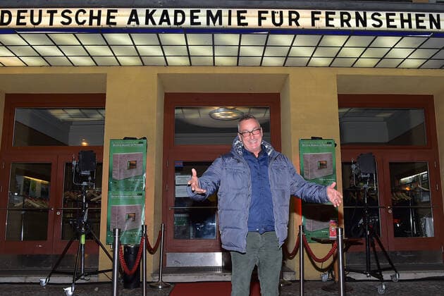 Preisverleihung der DAFF 2019 Angelo Colagrossi Ankunft zur Preisverleihung der Deutschen Akademie für Fernsehen 2019 im Kino Babylon in Berlin am 16.11.2019