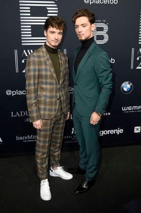 Heiko Lochmann und Roman Lochmann (Die Lochis) beim 4. Place To B Award 2019 im Axel Springer SE Verlagshaus. Berlin, 16.11.2019