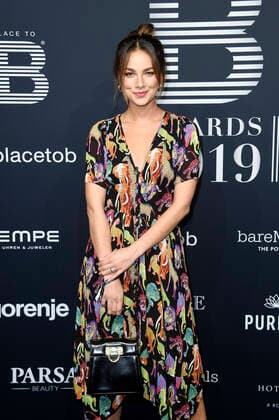 Janina Uhse beim 4. Place To B Award 2019 im Axel Springer SE Verlagshaus. Berlin, 16.11.2019