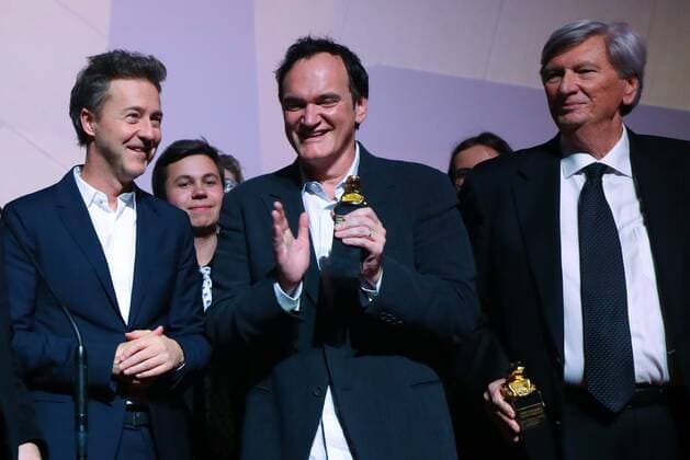 The Closing Gala of the 27. EnergaCAMERIMAGE in Torun Quentin Tarantino , John Bailey , Edward Norton The Closing Gala of the 27. EnergaCAMERIMAGE on November 16, 2019 in Torun, Poland. EN_01402817_0049