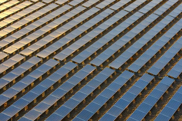 IMAGO Nature: Unsere Erde, Energiequellen, Photovoltaik Solarpark, Belgien, Ostflandern Solar panels, Belgium, East Flanders BLWS552601 Copyright: xblickwinkel W.xPattynx
