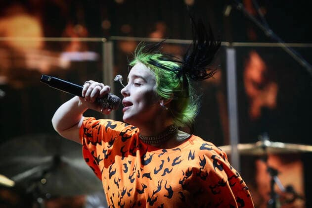 November 18, 2019: EUM20191118ESP07.JPG.CIUDAD DE MEXICO MusicMusica-Corona.- La cantante y compositora estadounidense Billie Eilish durante su presentacion en el Corona Capital el 17 de noviembre de 2019 en el Autodromo Hermanos Rodriguez. Foto: Agencia EL UNIVERSALDiego SimonEVZ  - ZUMAu78_ 20191118_zaf_u78_029 Copyright: xElxUniversalx