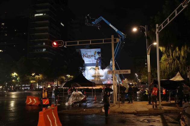 Mexiko Stadt, Dreharbeiten zu Infinite November 19, 2019: EUM20191119ESP06.JPG.CIUDAD DE MEXICO. CinemaCine-Infinite.- 19 de noviembre de 2019. Aspectos del rodaje de la pelicula estadounidense Infinite , protagonizada por el actor Mark Wahlberg, en la Glorieta de la Diana, sobre Paseo de la Reforma. Foto: Agencia EL UNIVERSALValente RosasEELG Copyright: xElxUniversalx