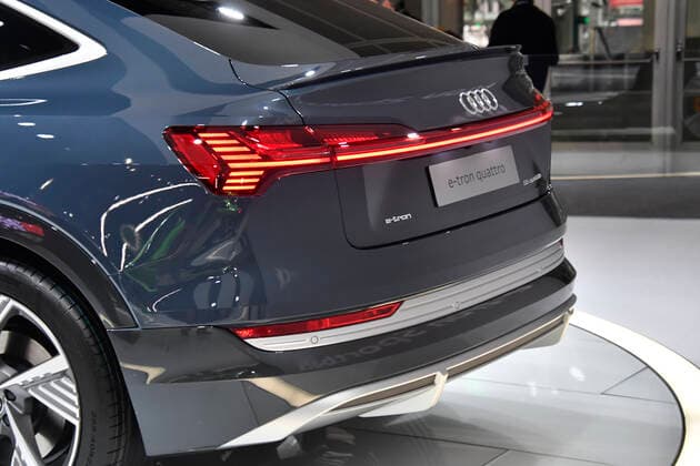Audi e-tron Sportback on display during media day at the LA Auto Show, Los Angeles,California USA, Wednesday, Nov. 20, 2019. Los Angeles USA - ZUMAbl1_ 20191120_zaf_bl1_021 Copyright: xGenexBlevinsx