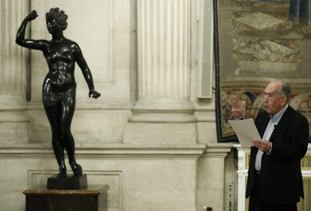 Catalan poet Joan Margarit (C-R) delivers a speech after receiving the Ibero-American Poetry Queen Sofia Award at Royal Palace in Madrid, Spain, 22 November 2019. Catalan poet Joan Margarit is the artist who will be awarded with the Ibero-American Poetry Queen Sofia Award . Emeritus Queen Sofia hands in the Ibero-American Poetry Queen Sofia Award to Catalan poet Joan Margarit !ACHTUNG: NUR REDAKTIONELLE NUTZUNG!  Copyright: xJavierxLizonx GRAF4633 20191122-637100543642833779