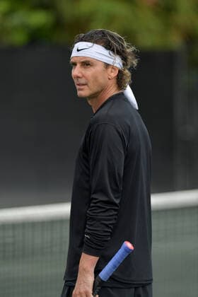 BOCA RATON, FL - NOVEMBER 22: Gavin Rossdale playing Tennis at The Boca Raton Resort Tennis Center for the 29th Annual Chris Evert Raymond James Pro-Celebrity Tennis Classic, on November 22, 2019 in Boca Raton, Florida...People: Gavin Rossdale Boca Raton United States Of America - ZUMAs214 20191122_zba_s214_179 Copyright: xSMGx