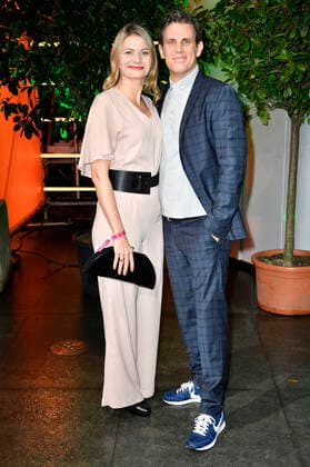 Steffen Groth mit Freundin Ana Große Halbuer bei der Verleihung der 1. International Music Awards 2019 im UCI Luxe Mercedes Platz. Berlin, 22.11.2019