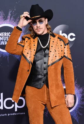DJ Diplo arrives for the 47th annual American Music Awards at the Microsoft Theater in Los Angeles on Sunday, November 24, 2019.  LAP20191124079 JIMxRUYMEN