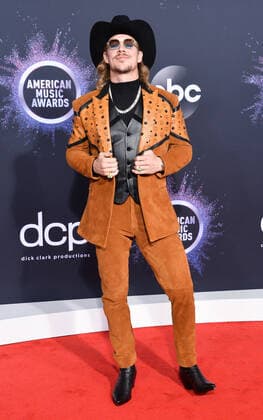 DJ Diplo arrives for the 47th annual American Music Awards at the Microsoft Theater in Los Angeles on Sunday, November 24, 2019.  LAP20191124080 JIMxRUYMEN