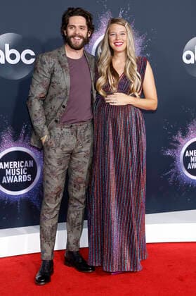 Thomas Rhett mit Ehefrau Lauren Akins bei der Verleihung der 47. American Music Awards 2019 im Microsoft Theater. Los Angeles, 24.11.2019