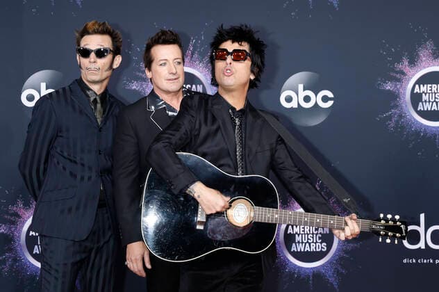 Mike Dirnt, Billie Joe Armstrong, Tre Cool (Green Day) bei der Verleihung der 47. American Music Awards 2019 im Microsoft Theater. Los Angeles, 24.11.2019