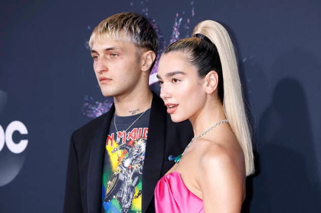 Anwar Hadid und Dua Lipa bei der Verleihung der 47. American Music Awards 2019 im Microsoft Theater. Los Angeles, 24.11.2019