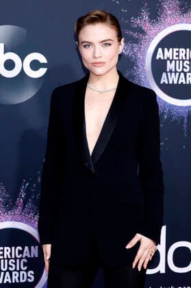 Maddie Hasson bei der Verleihung der 47. American Music Awards 2019 im Microsoft Theater. Los Angeles, 24.11.2019
