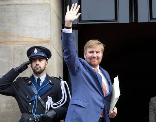 28-11-2019 Amsterdam King Willem-Alexander during the Erasmus Prize award ceremony to the American composer and conductor John Adams (1947) in the Royal Palace Amsterdam. This year s theme was Composing for the current time .  Copyright: xPPEx
