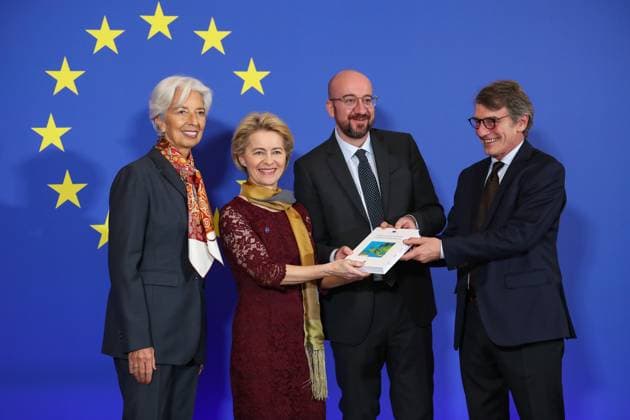 Bilder des Jahres 2019, News 12 Dezember News Themen der Woche KW48 News Bilder des Tages (191201) -- BRUSSELS, Dec. 1, 2019 -- European Parliament President David Sassoli, European Council President Charles Michel, European Commission President Ursula von der Leyen and European Central Bank President Christine Lagarde (R-L) attend a ceremony to mark the 10th anniversary of the entry into force of the Lisbon Treaty, at the House of European History in Brussels, Belgium, Dec. 1, 2019. ) BELGIUM-BRUSSELS-LISBON TREATY-10TH ANNIVERSARY ZhangxCheng 