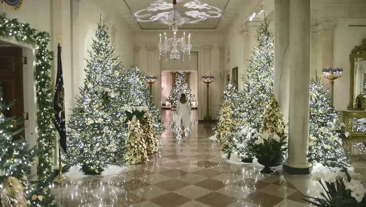 Bilder des Jahres 2019, Entertainment 12 Dezember December 3, 2019, Washington, D.C, United States: The American First Family is celebrating their third Christmas in the White House. This yearÃ¢â‚¬â ¢s theme, Ã¢â‚¬oeThe Spirit of America,Ã¢â‚¬Â is a tribute to the traditions, customs, and history that make our Nation great. Designed by First Lady Melania Trump, the White House decorations celebrate the courageous individuals who have shaped our country and kept the American spirit alive...Melania says: This Christmas season I want to honor those who have shaped our country and made it the place we are proud to call home. ..Ã¢â‚¬oeWhen I travel the country, I am inspired by the hard working people and families that I meet. No matter which state they call home, many Americans share a strong set of values and deep appreciation for the traditions and history of our great nation. Thank y - ZUMAc218 20191203_zia_c218_021 Copyright: xCOVERxImagesx