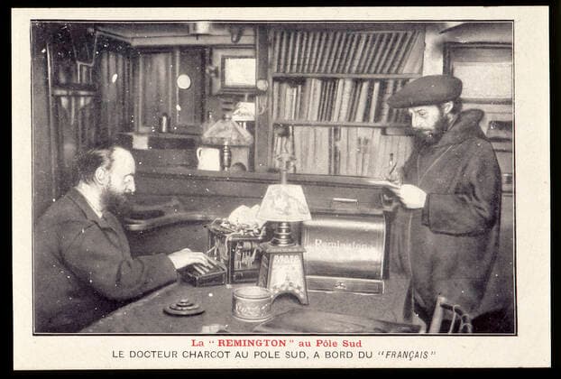 Commandant Charcot La machine à écrire Remington au pôle sud utilisée par le Commandant Charcot à bord du Français lors de son premier voyage dans l Antarctique entre 1903 et 1905.