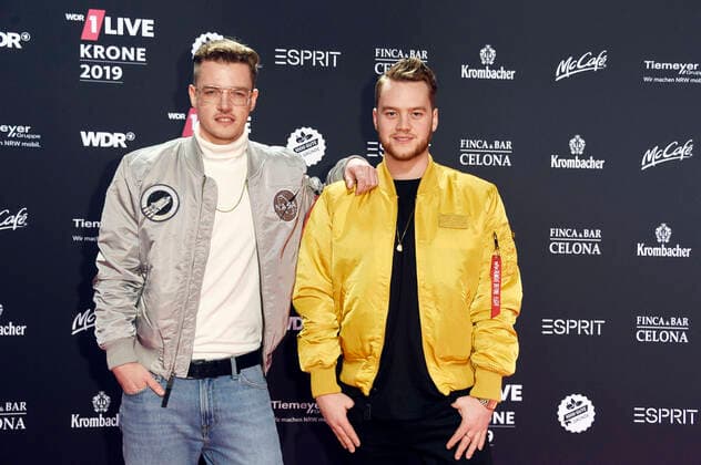 Tobias Bogdon und Gregor Sahm von YouNotUs bei der 20. Verleihung der 1Live Krone 2019 in der Jahrhunderthalle. Bochum, 05.12.2019