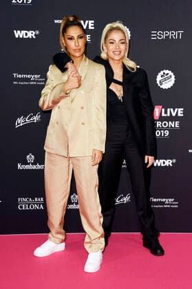 Senna Gammour und Loredana Zefi bei der 20. Verleihung der 1Live Krone 2019 in der Jahrhunderthalle. Bochum, 05.12.2019