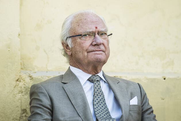 King Carl XVI Gustaf and Queen Silvia during a visit to Rishikesh where they received a Caste mark on December 5, 2019 The Swedish Royals are on a state visit to India Photo Carolina Byrmo Aftonbladet TT code 2512 SWEDEN OUT Stockholm Sweden x2512x,  Copyright: xCAAROLINAxBYRMO AFTONBLADET TTx SWEDISH ROYALS STATE VISIT TO INDIA