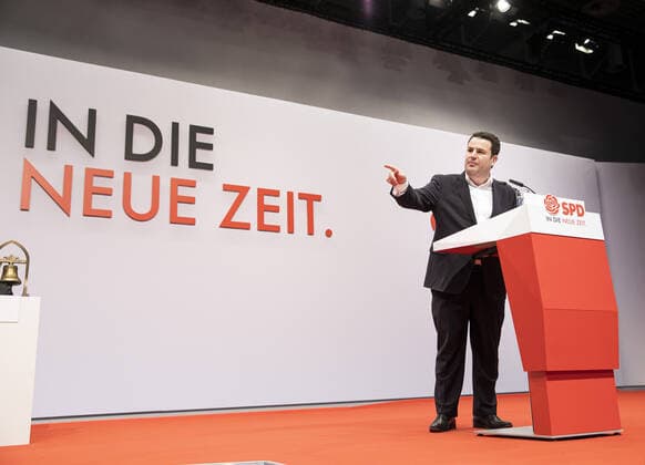 SPD Parteitag.Bundesarbeitsminister Hubertus Heil, SPD, spricht auf dem Bundesparteitag der SPD in Berlin. 07.12.2019. Berlin Deutschland