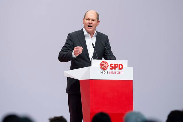 Olaf SCHOLZ, Bundesfinanzminister, bei seiner Rede, SPD Bundesparteitag im City Cube Berlin, 06.-08.12.2019.