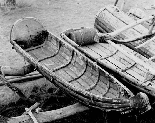 LAPONIE Traineaux lapons en LAPONIE.Photographie de Roger PERRIN , 1955. Credit Photo PERRIN KHARBINE TAPABOR