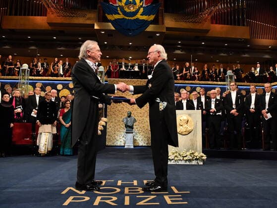 Austrian author Peter Handke, left, receives the 2019 Nobel prize from King Carl Gustaf of Sweden, during the Nobel Prize award ceremony, at the Stockholm Concert Hall, in Stockholm, Monday, Dec 10, 2019 STOCKHOLM SWEDEN x10030x,  Copyright: xJonasxEkstromer TTx SWEDEN NOBEL