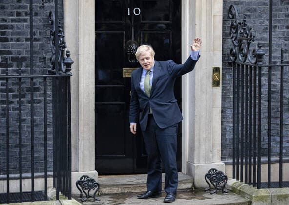 News Bilder des Tages December 13, 2019, London, London, UK: London, UK. Prime Minister Boris Johnson returns to 10 Downing Street after meeting with the Queen at Buckingham Palace. The Conservatives have won a majority in the 2019 General Election. London UK  - ZUMAl94_ 20191213_zaf_l94_173 Copyright: xRobxPinneyx